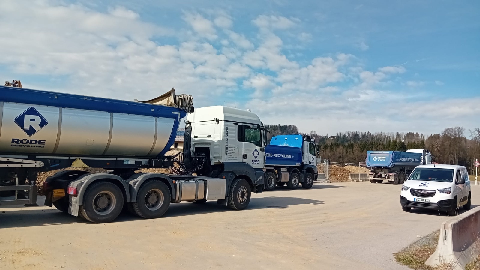 Röde-Recycling LKW-Flotte
